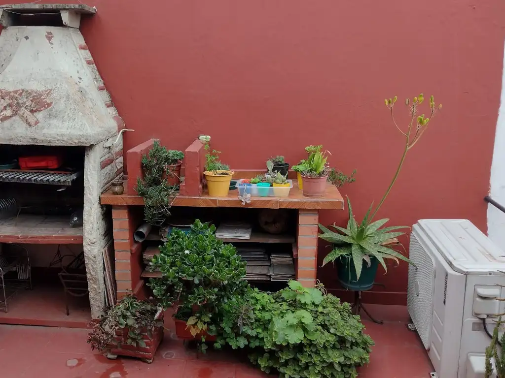 Hermoso departemabeto tiop Casa.con quincho y terraza