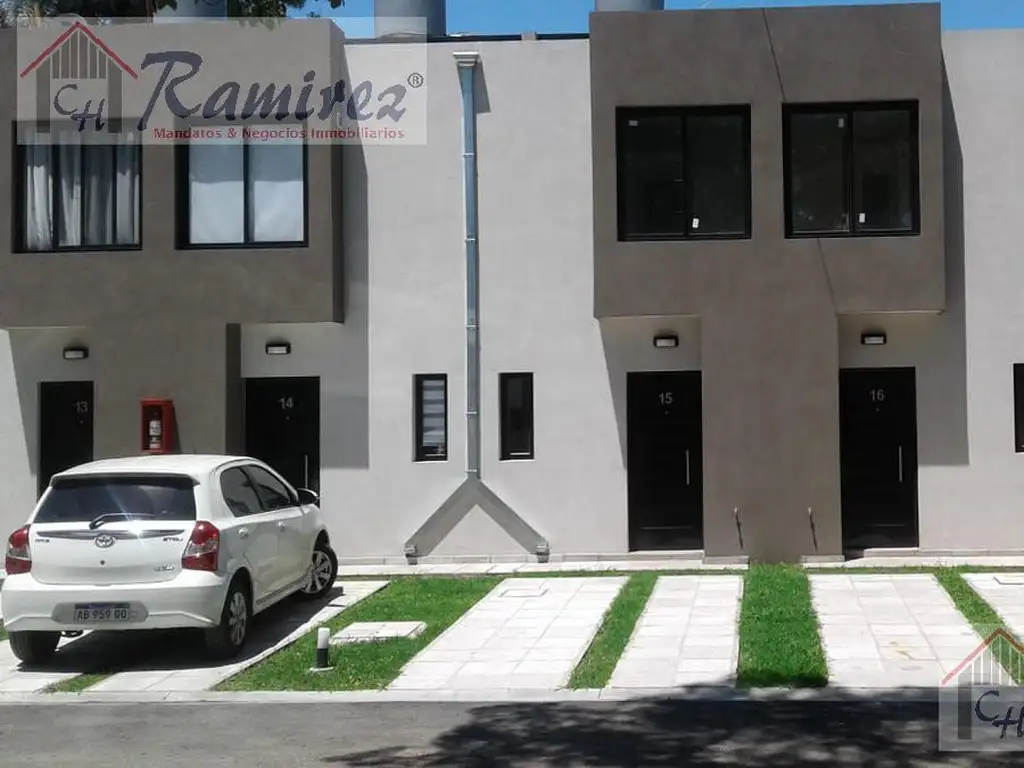 Duplex  3 ambientes En Venta.  A estrenar -  Udaondo Ituzaingó