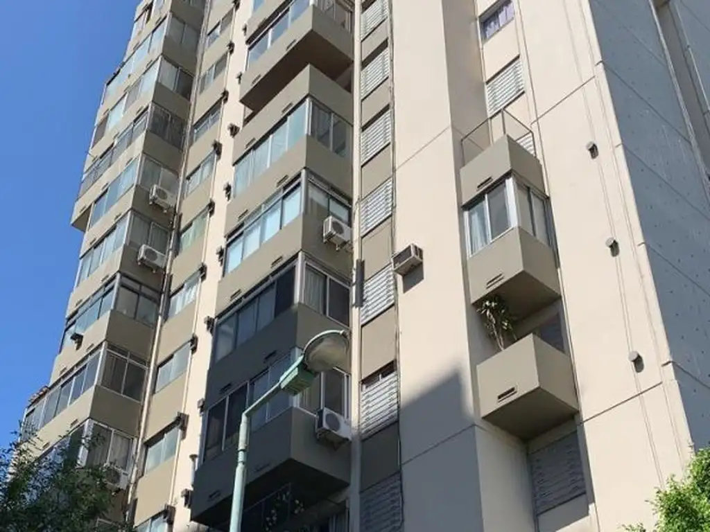 Departamento - Venta - Argentina, Capital Federal - Varela  1400