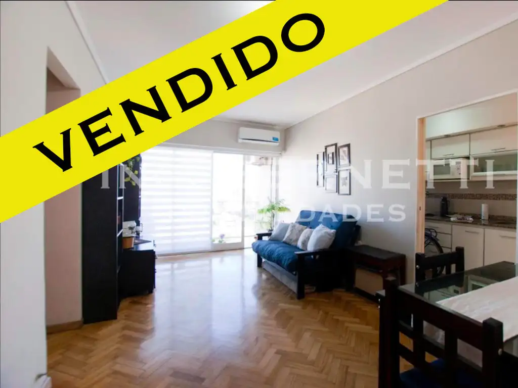 Departamento 3 Ambientes al Frente - Balcón - IMPECABLE -  Inmejorable ubicación