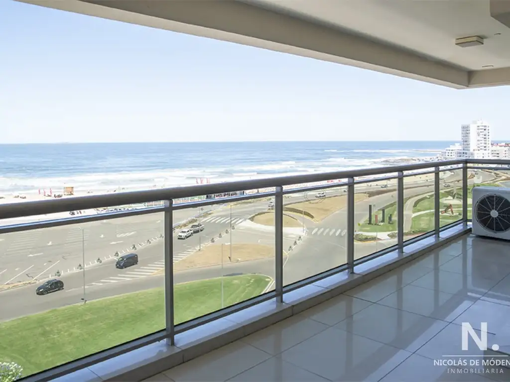 Apartamento en Playa Brava - Torre Imperiale