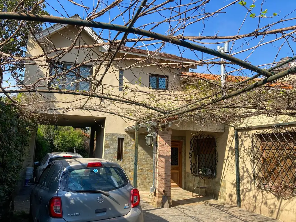 VENTA CASA QUINTA PILETA QUINCHO PARQUE LA UNION EZEIZA