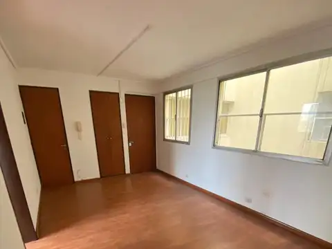 OFICINA EN VENTA - LA PLATA