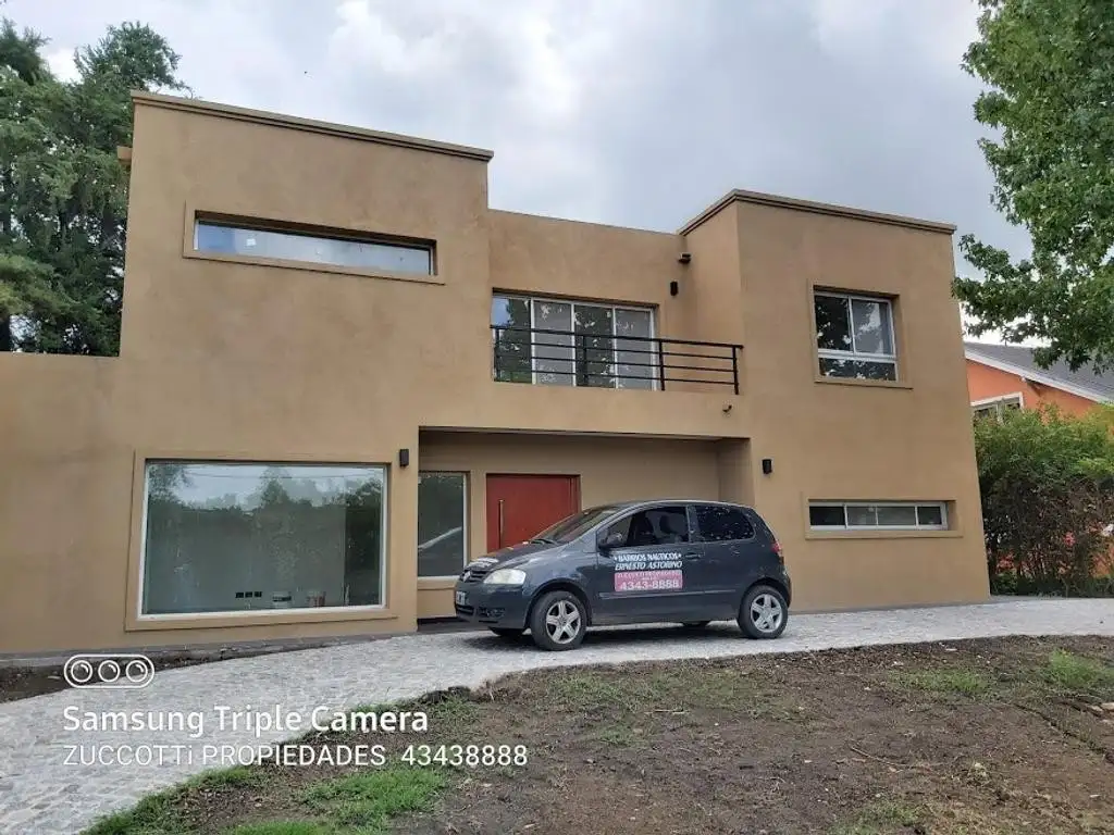 VENDO ,GBA norte,BSAs,amarra <4 dormitorios,4baños,250mts cubiertos,PILETA NUEVA/alquila tigre