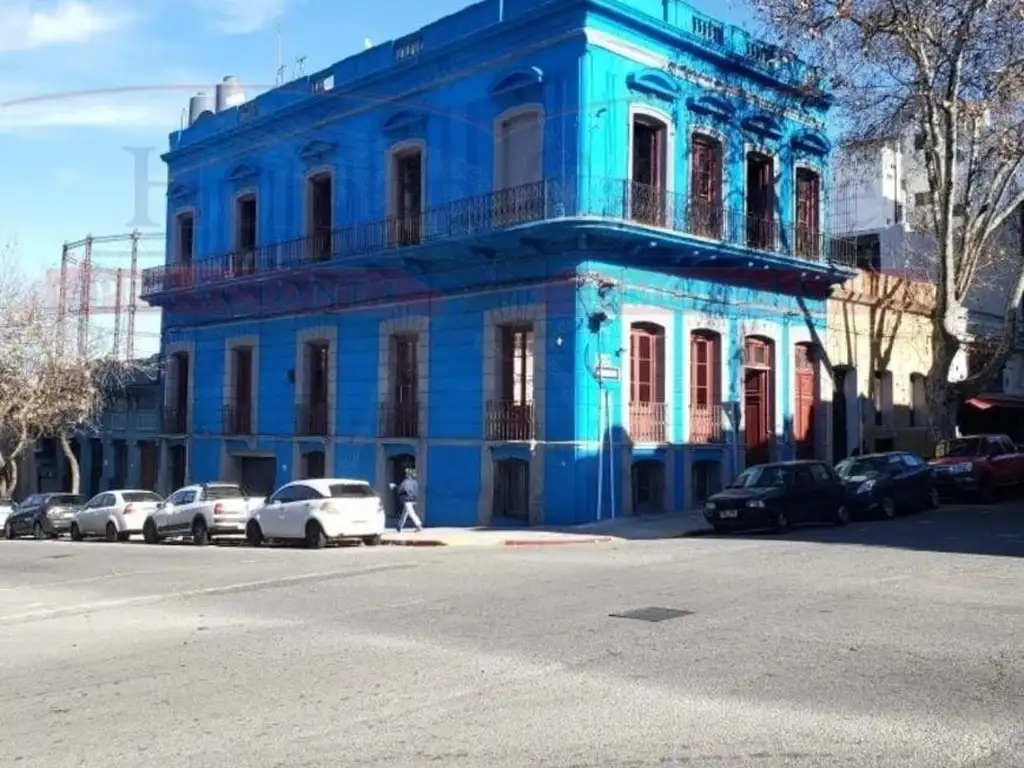 MUY BUEN EDIFICIO EN VENTA EN MONTEVIDEO