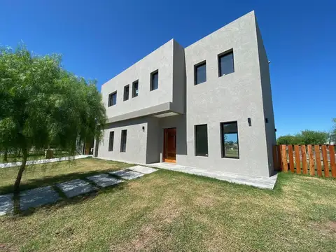 Ricordi Negocios Inmobiliarios, Casa en San Ramon, Pilar del este. - Foto 0