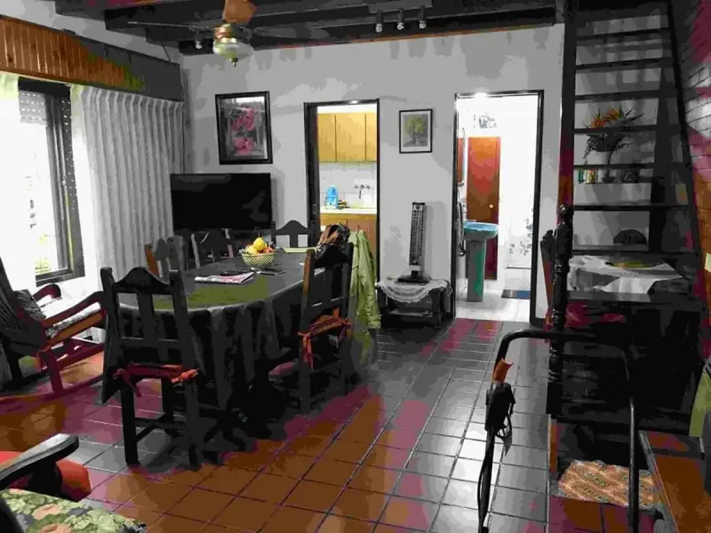 Muy buena casa 3 dormitorios, impecable , lista para mudarse