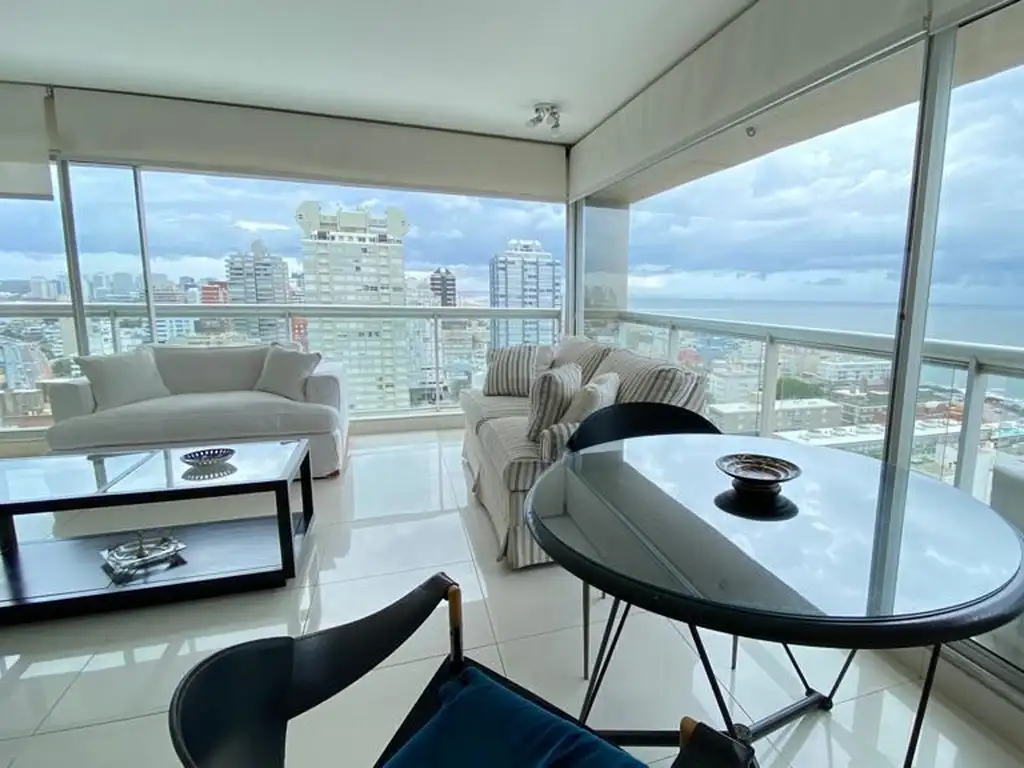 Departamento - Alquiler temporario - Uruguay, PUNTA DEL ESTE - AV GORLERO 1604