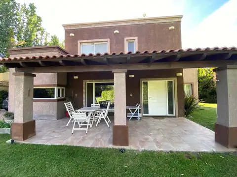 Se Vende Complejo Turístico en Sn Rafael