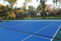 Actividades deportivas tenis en Lomas de San Francisco en G.B.A. Zona Oeste, Buenos Aires