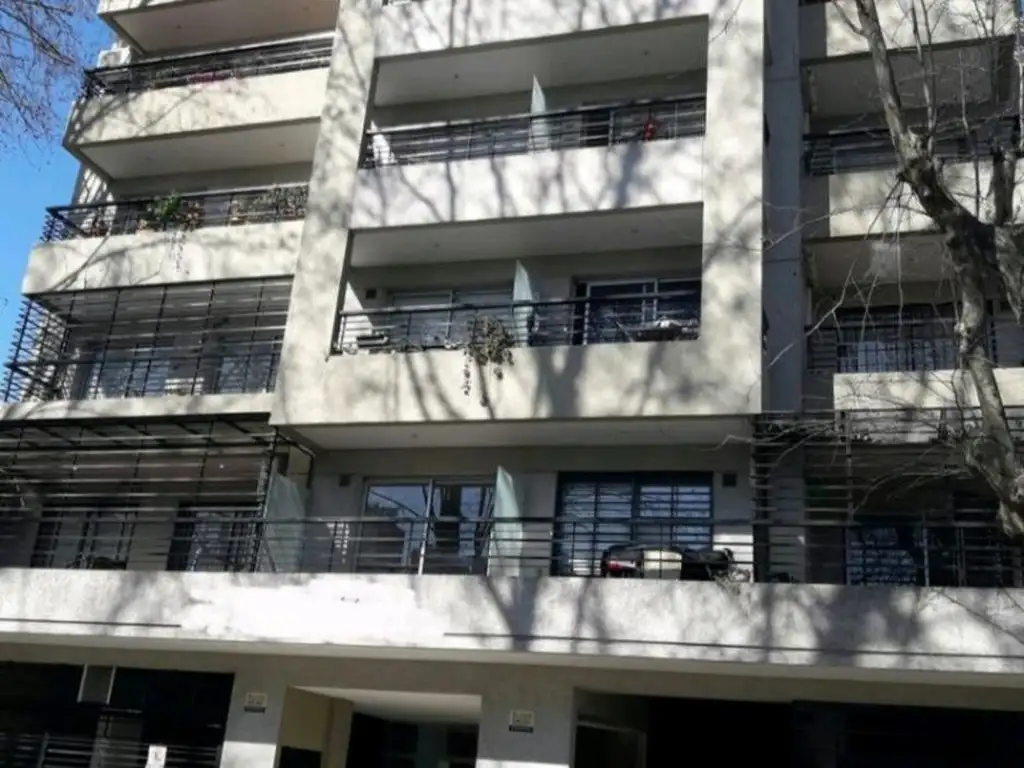 Cochera en venta - 12Mts2 - Villa del Parque