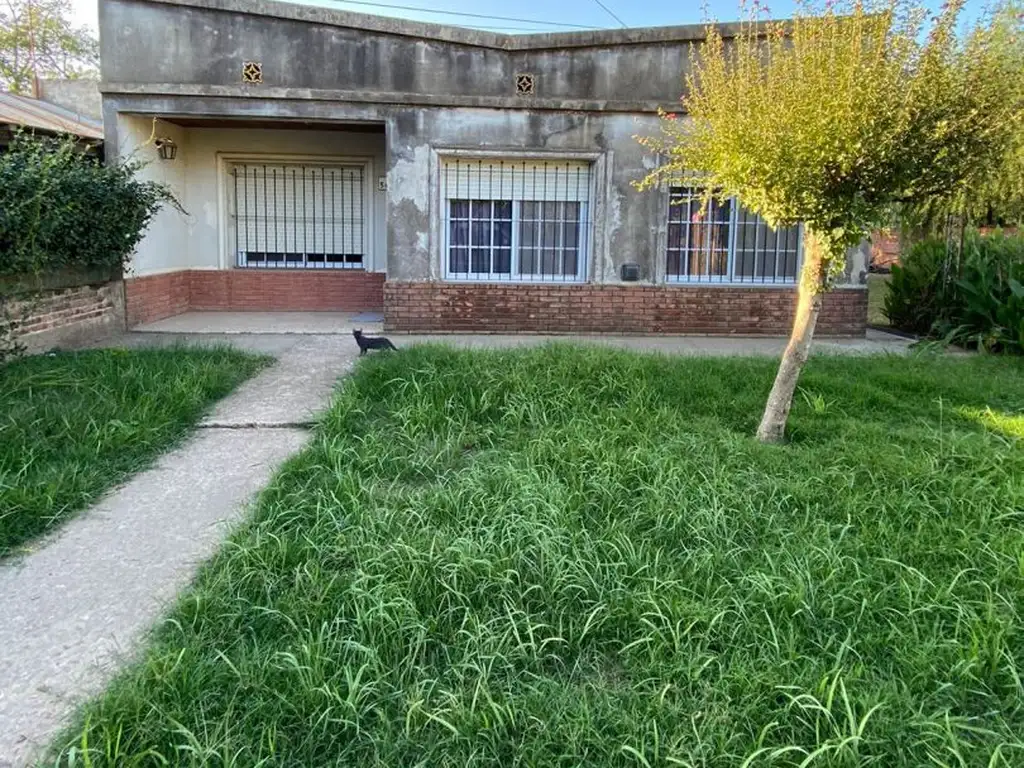 Casa - Venta - Argentina, Lobos - Lisandro de la Torre 300