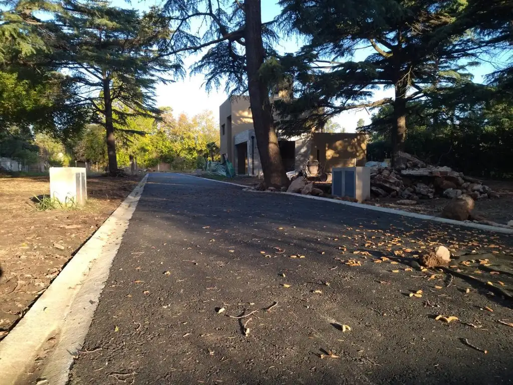 Terreno - Barrio Parque Leloir