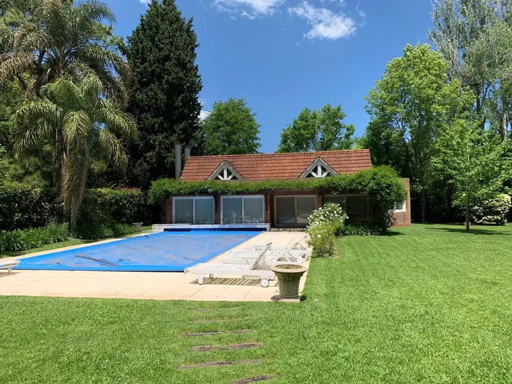 lote en venta country club el Carmen con pileta