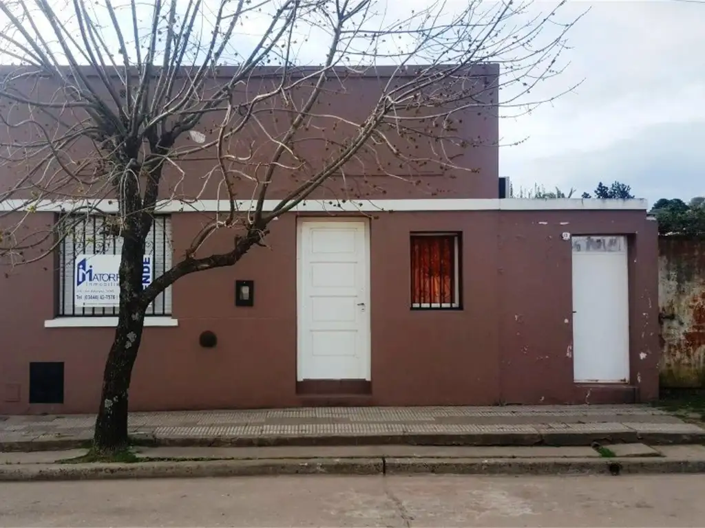 Casa en pleno Centro, Excelente estado, 2 dormitorios