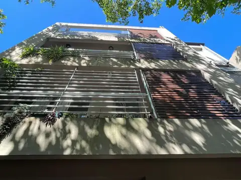 Duplex con excelente vista sobre Av del libertador