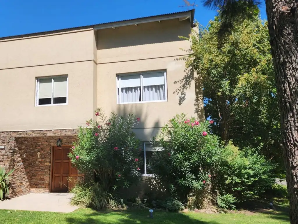 CASA EN VENTA EN LOS PILARES