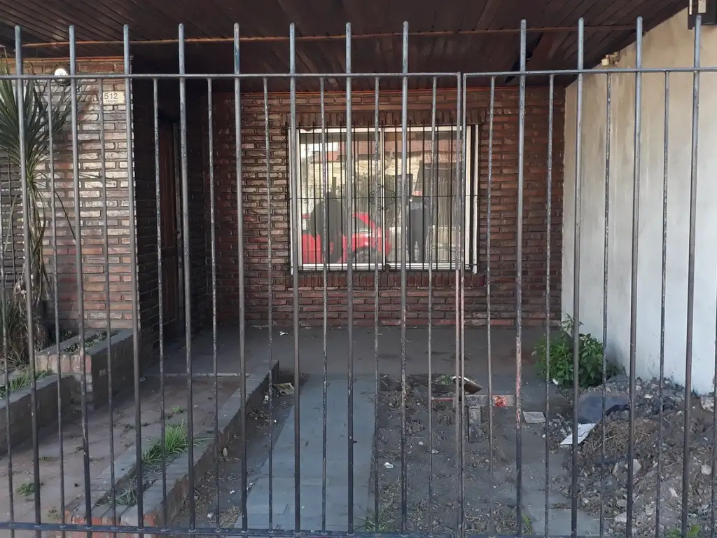Casa en Venta - 4 ambientes - USD 135.000