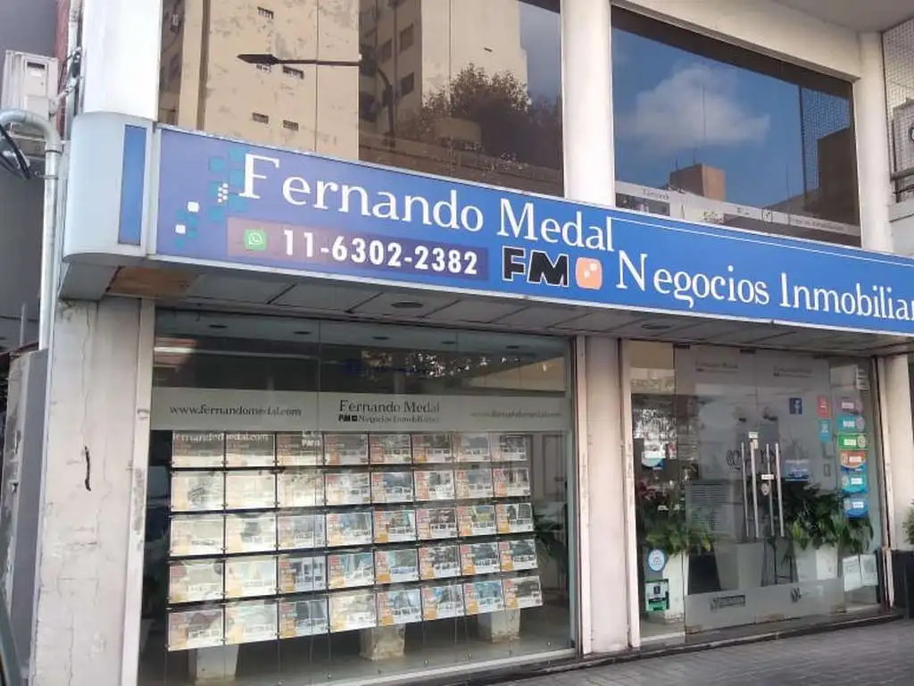 SE VENDE IMPORTANTE ESQUINA Gran local Zona Ramos Norte