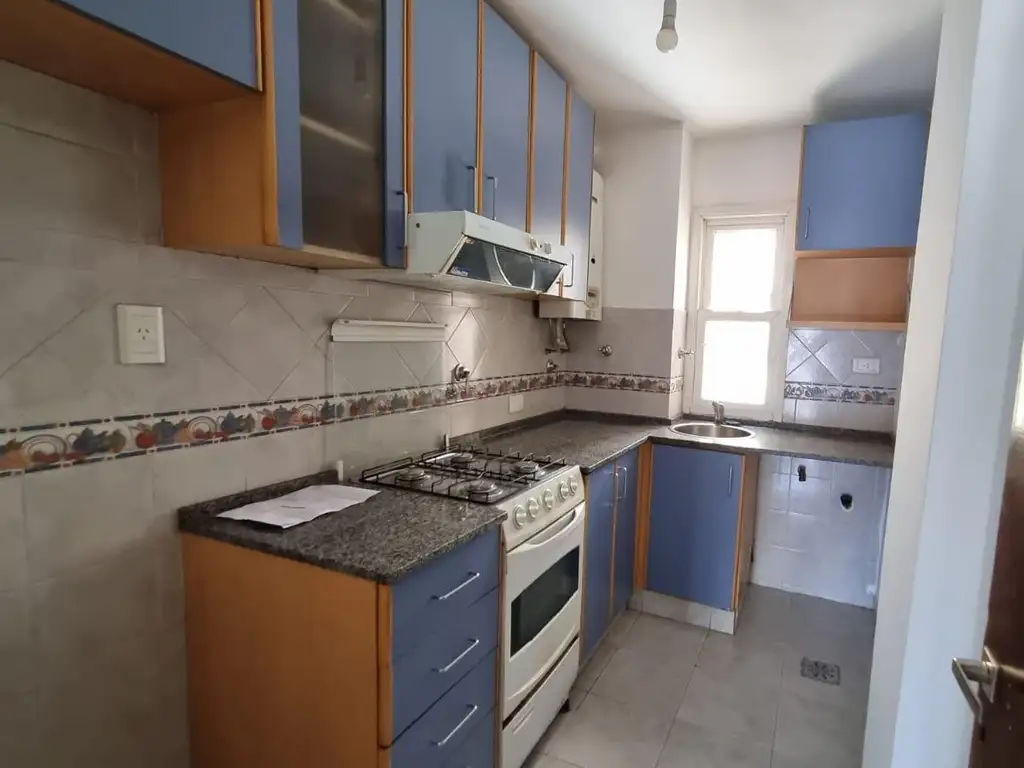 Departamento en Venta Nueva Córdoba 2 dormitorios 1 baño con amplio balcón