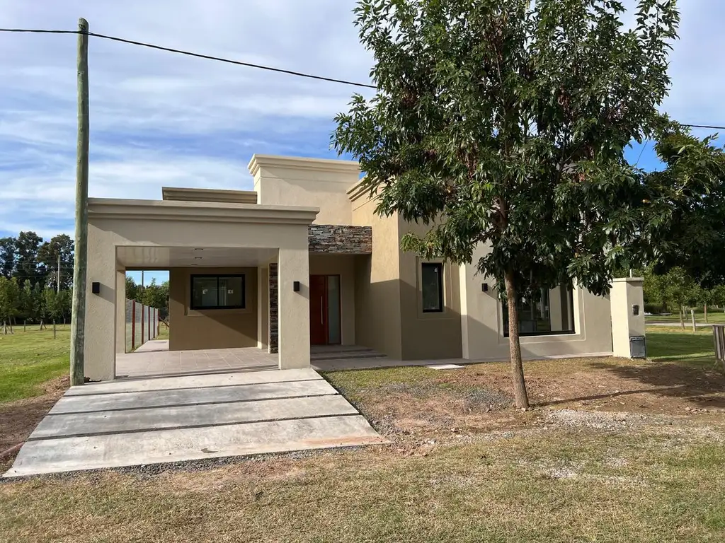 CASA A ESTRENAR - BARRIO PEUMA - VENTA - BARADERO