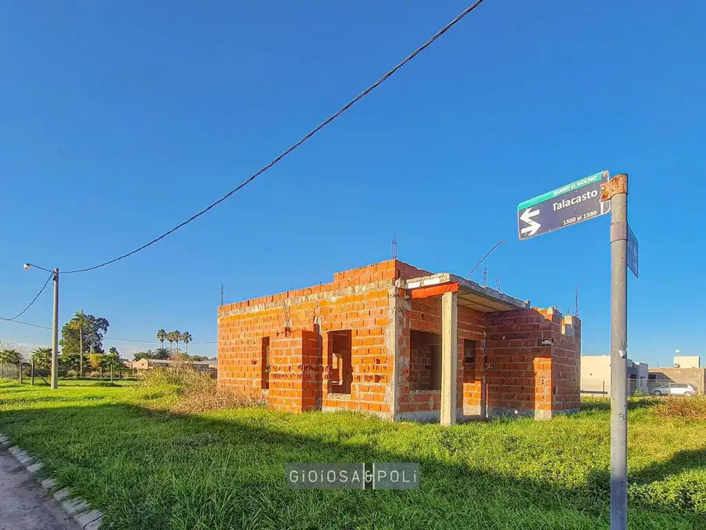 TERRENO EN VENTA DE 708 m2 UBICADO EN EL MOLINO ROLDAN