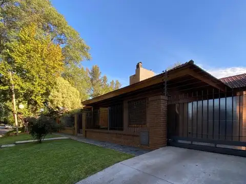 VENTA CASA EN BARRIO SMITHFIELD, ZÁRATE