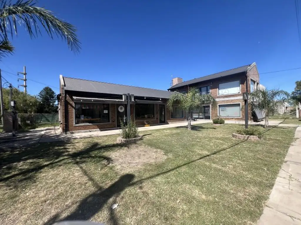 TIERRA DE SUEÑOS 2.  LOCALES Y OFICINAS EN VENTA  - ESQUINA