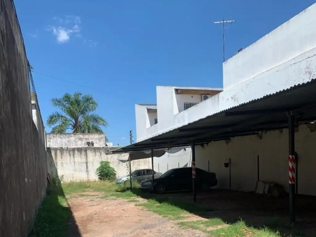 TERRENO EN VENTA - COCHERAS