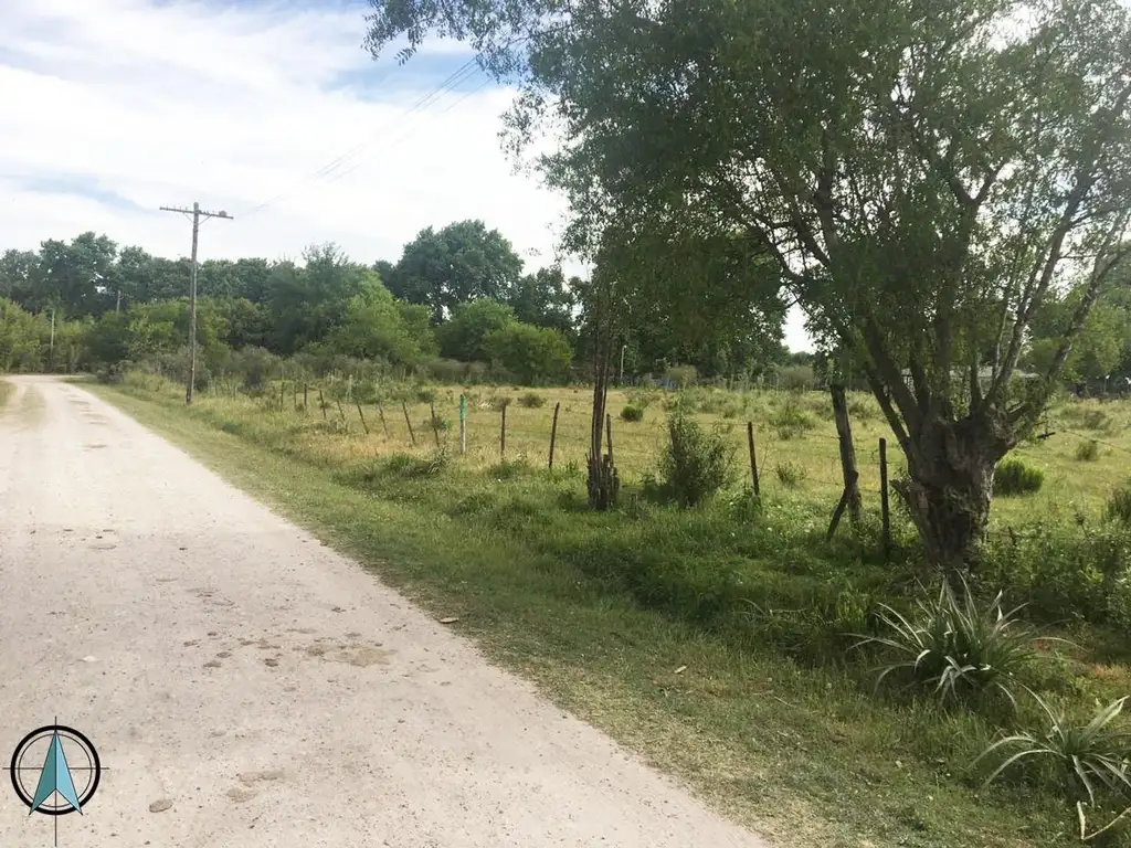 Terreno de 0.45 ha - Frente al Country El Paraiso