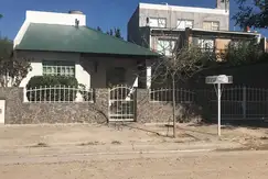 CASA de 2 Dormitorios en Barrio Sur