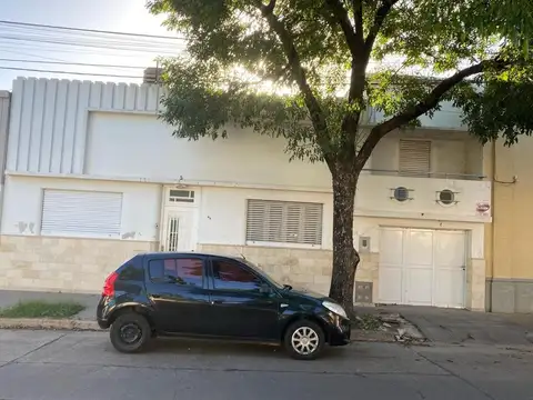 Venta Casa Pleno Centro Rafaela Media Cuadra Avda.Sta.Fe.*