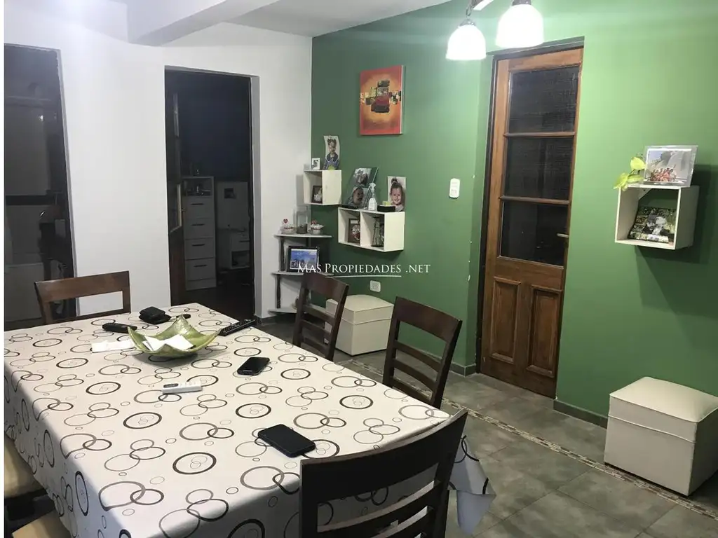 Casa en venta en La Plata 4 ambientes