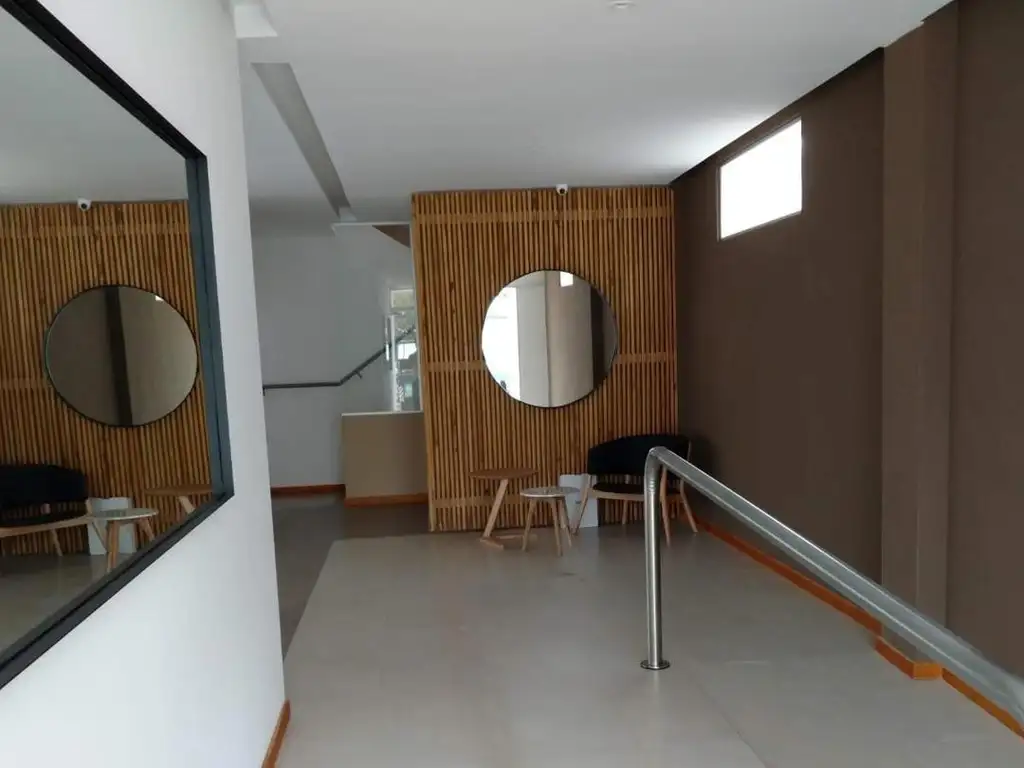 Departamento 2 Ambientes Con Cochera Venta Ituzaingó Sur