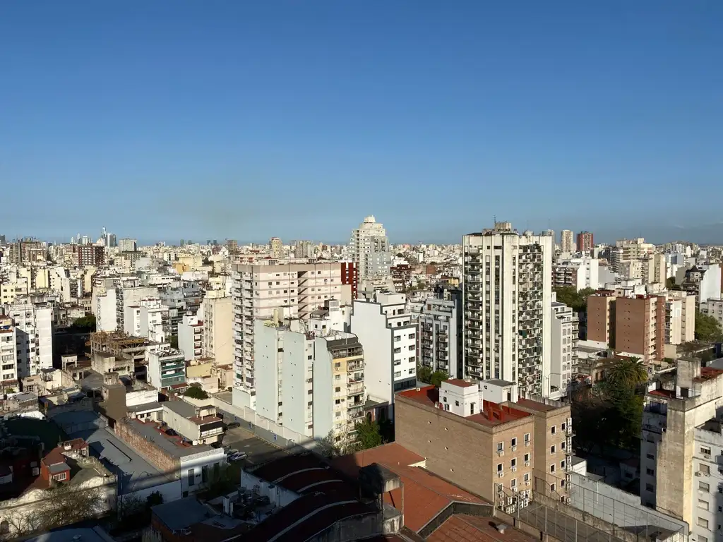 ALMAGRO PREMIUN   2 AMB. AV. RIVADAVIA AL 3900, PISO 18, EXCELENTE VISTA SE VE PUERTO MADERO,