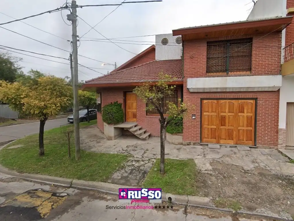 Venta Casa 4 Ambientes Isidro Casanova