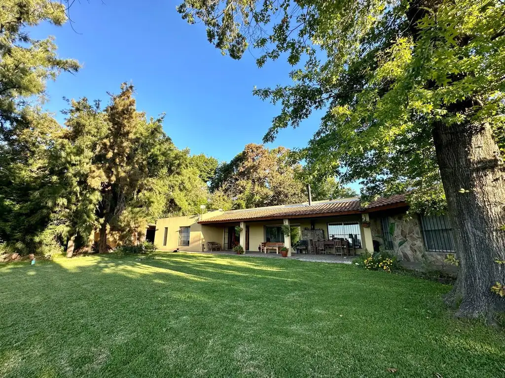 Quinta en El Cazador con increíble vista a la barranca