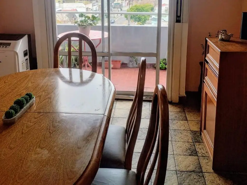 Departamento en VENTA EN PARQUE CHACABUCO DE 4 AMB