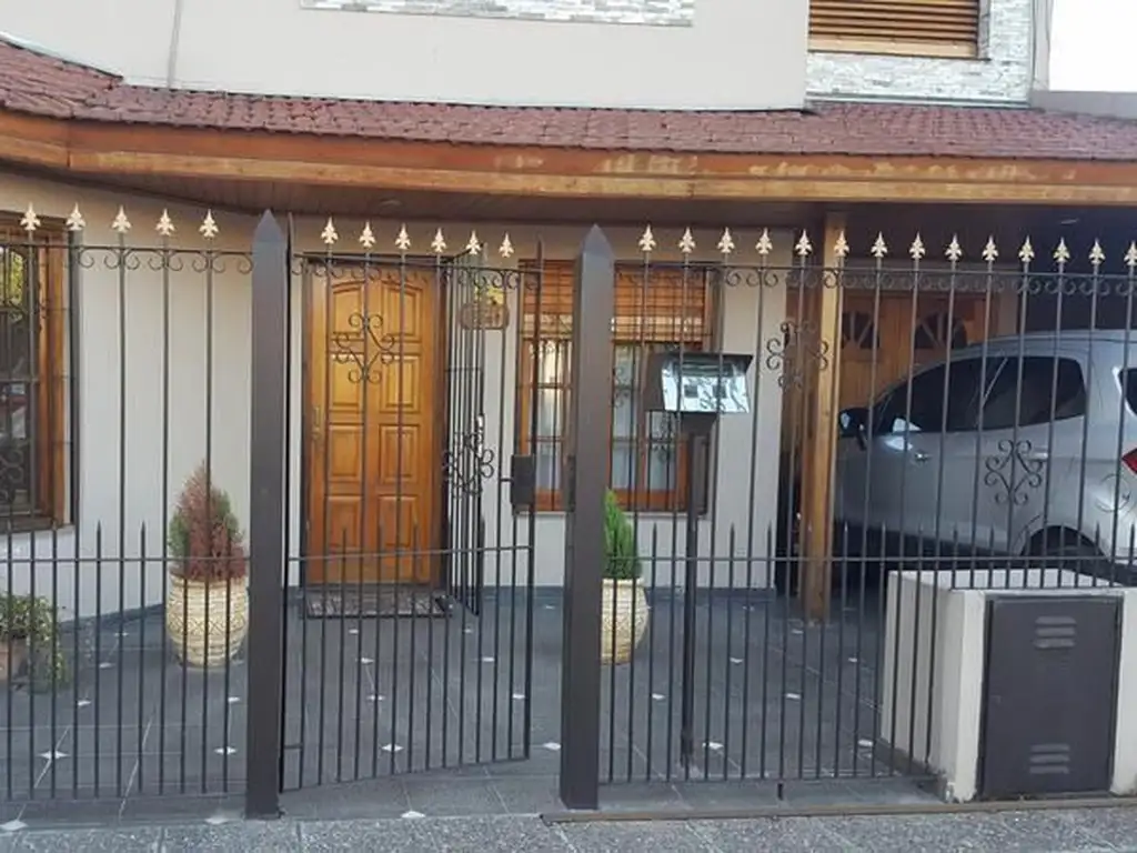 Venta Casa en Lote propio 4 ambientes, Escucho ofertas!