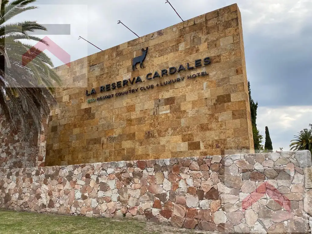 Lote de 1120m2 con VISTA AL GOLF Escriturado APTO CREDITO La Reserva Cardales Sofitel