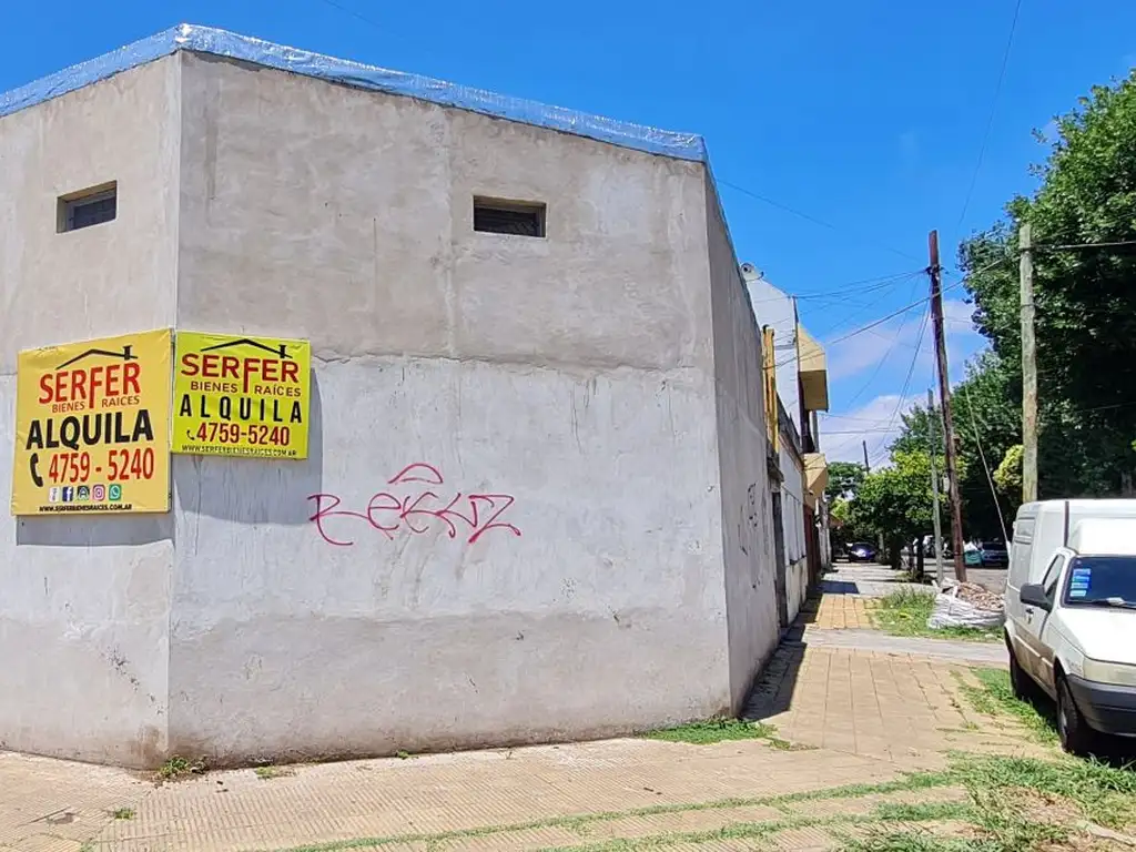 Alquiler de Galpón 100 Mt en Ciudadela, Tres de Febrero