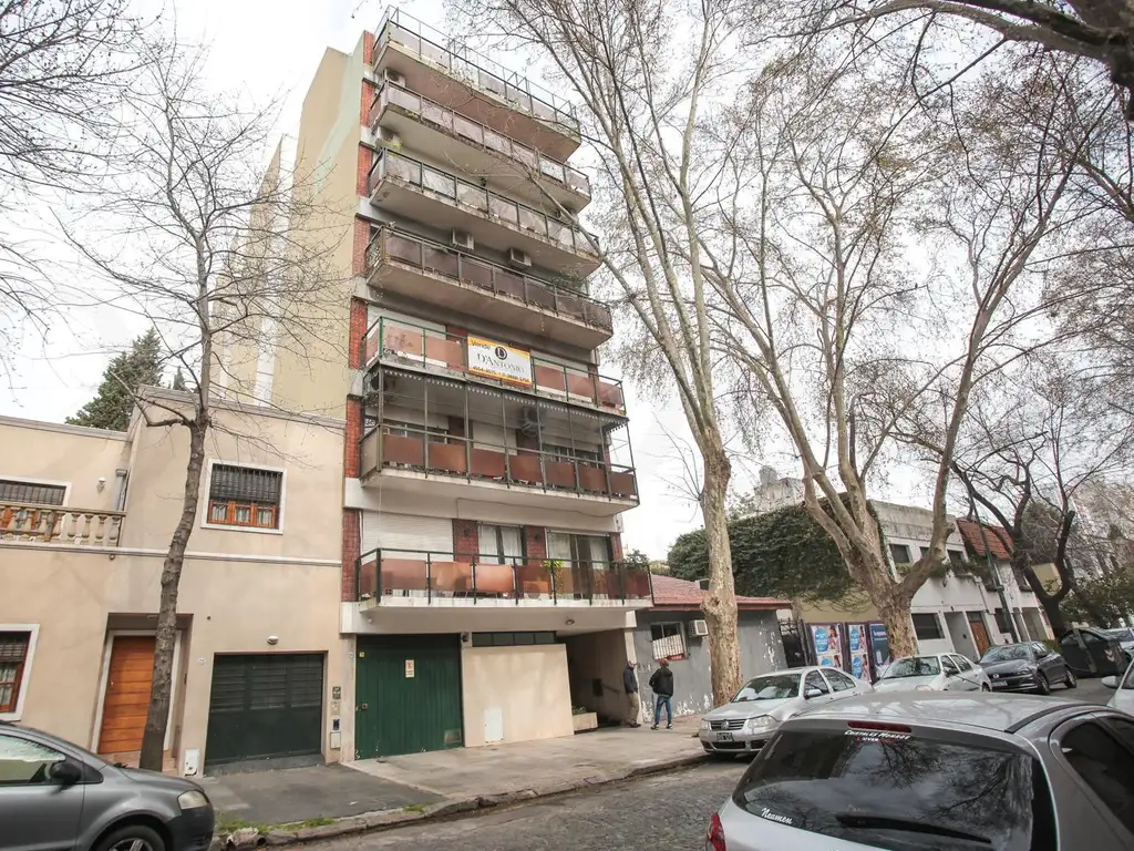 Venta Departamento 4 amb c/cochera fija en Belgrano R