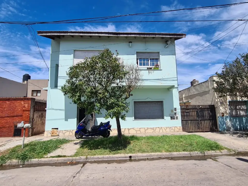 EN VENTA EN EL PALOMAR, SOBRE GRITO DE ASCENCIO HERMOSO DEPTO. TIPO CASA DE 3 AMBIENTES - FICHA 8518