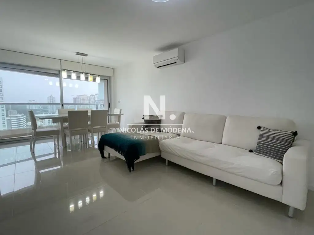 Apartamento en oportunidad en torre de categoría 2 dormitorios en venta.