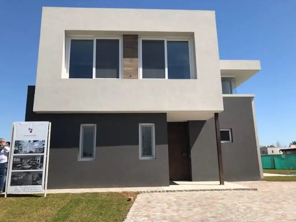 Casa  en Venta ubicado en Ayres Plaza, Pilar, G.B.A. Zona Norte - BUN0062_LP430305_1