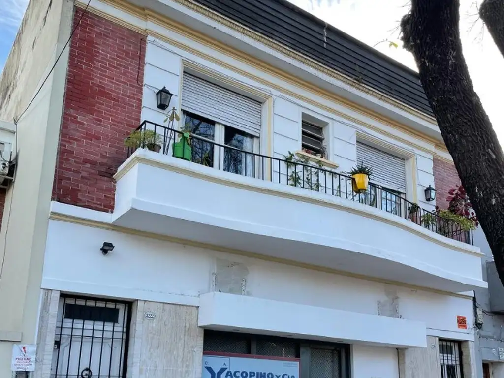 VILLA DEVOTO LOCAL TODO DESTINO CON BAÑO Y SOTANO EX CONSULTORIO ODONTOLOGICO