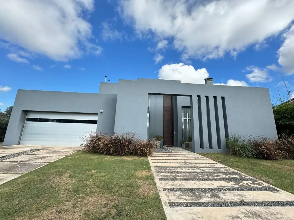 VENTA CASA PREMIUM COUNTRY SAN ISIDRO CORDOBA