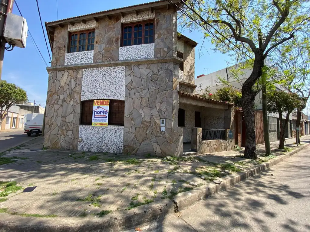 Venta casa zona Norte