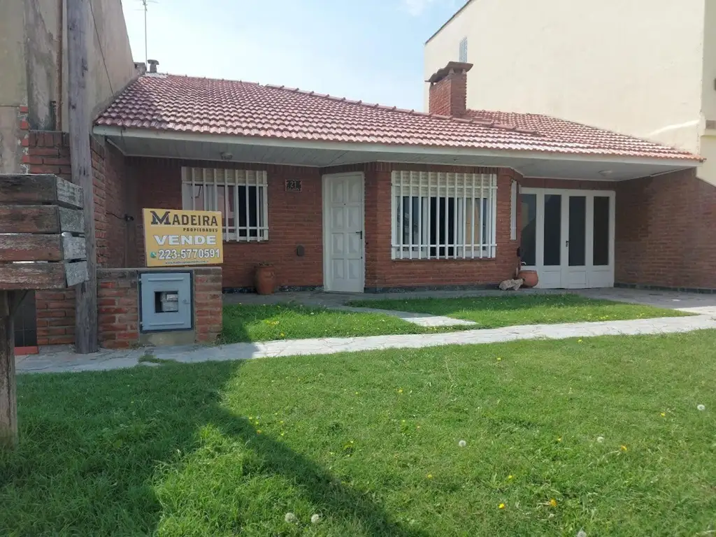 VENTA CHALET 4 AMB- SANTA CLARA DEL MAR