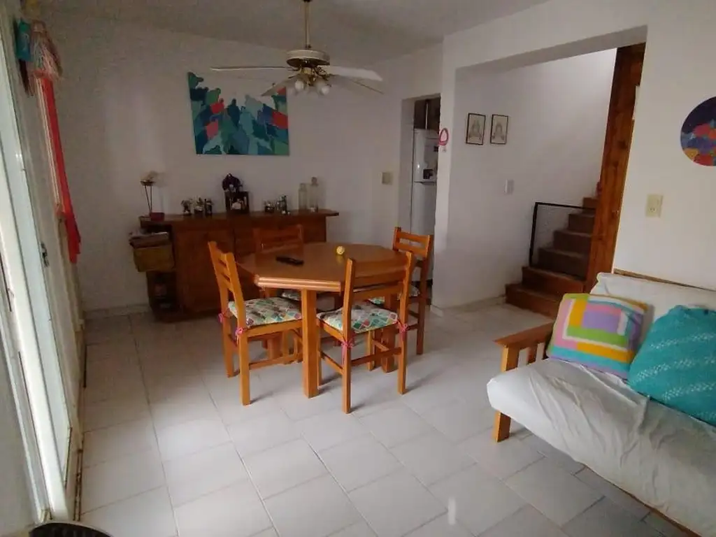 Casa en venta - 3 Dormitorios 1 Baño - 198mts2 - Saladillo